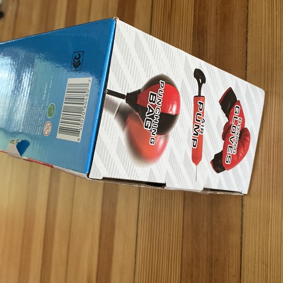 NWT - kids boxing toy 🥊 - Picture 3 of 3